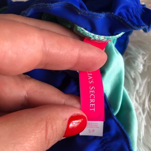 NEW VICTORIA SECRET CHEEKY RUFFLE BIKINI BOTTOM S - Picture 3 of 6